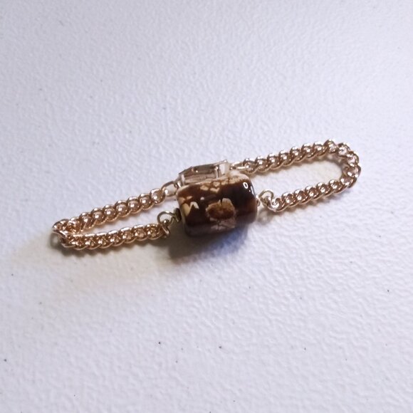 Minimalist Simplistic Elegant: Cream & Brown Fire Agate + Gold Chain Bracelet - Picture 5 of 15